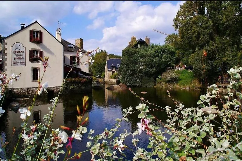 Camping Domaine De Kerlann Mb 2 Chambres 6Personnes Pont-Aven 0*,  France